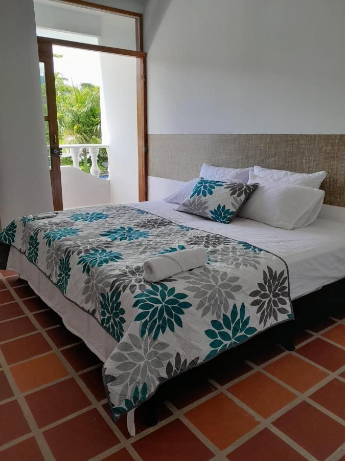 Hotel Santa Fe Del Parque ซานตาเฟเดอันตีโอเกีย ภายนอก รูปภาพ